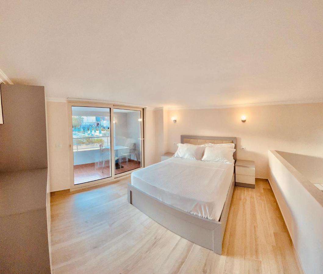 Flors Apartments Драч Екстериор снимка